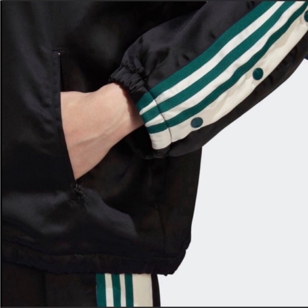 NWT Adidas Originals Black Green Adibreak Track Jacket Top M Women’s Streetwear - Picture 8 of 9